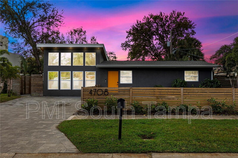 Tampa House: 4708 W Oklahoma Ave
