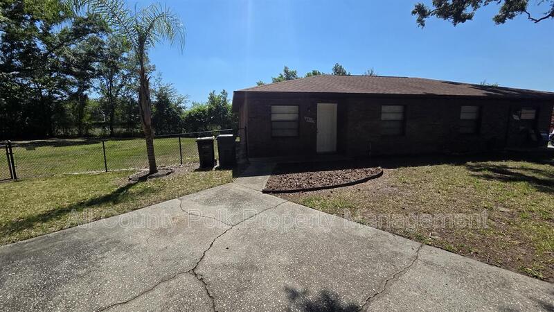 Lakeland Condo: 4917 Malibu Ct.