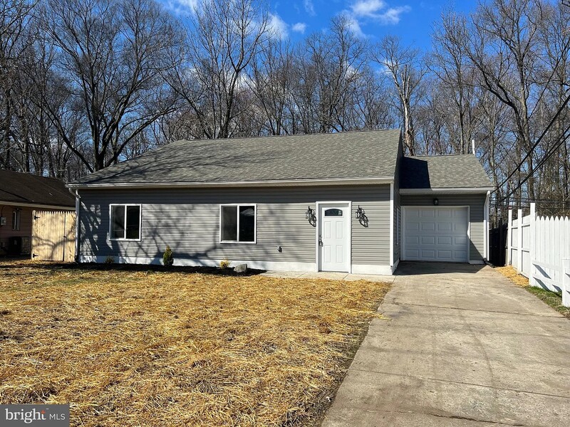 Wilmington House: 141 Bunche Boulevard