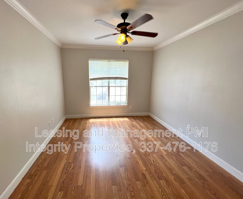 Request a Viewing for 710 E Boyd Dr, apt 707 Tenant Turner
