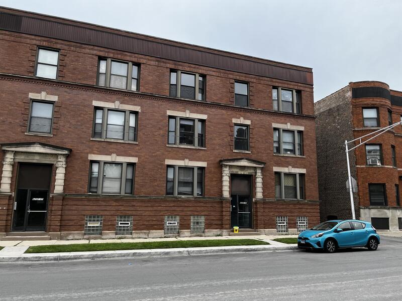 Request a Viewing for 6209 South Dorchester Avenue 3, Unit 3 Tenant Turner