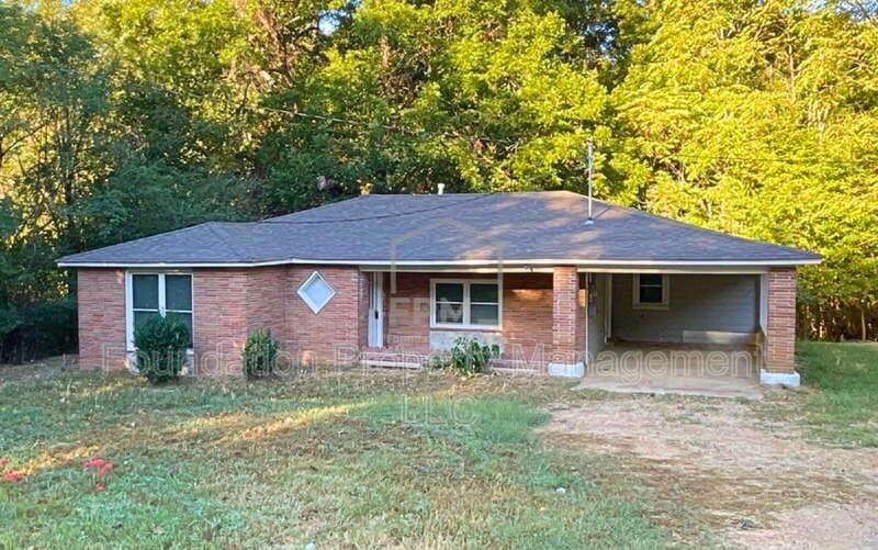 Hernando House: 2933 College Street