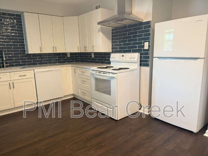 Houston Condo: 1824 Thonig Road