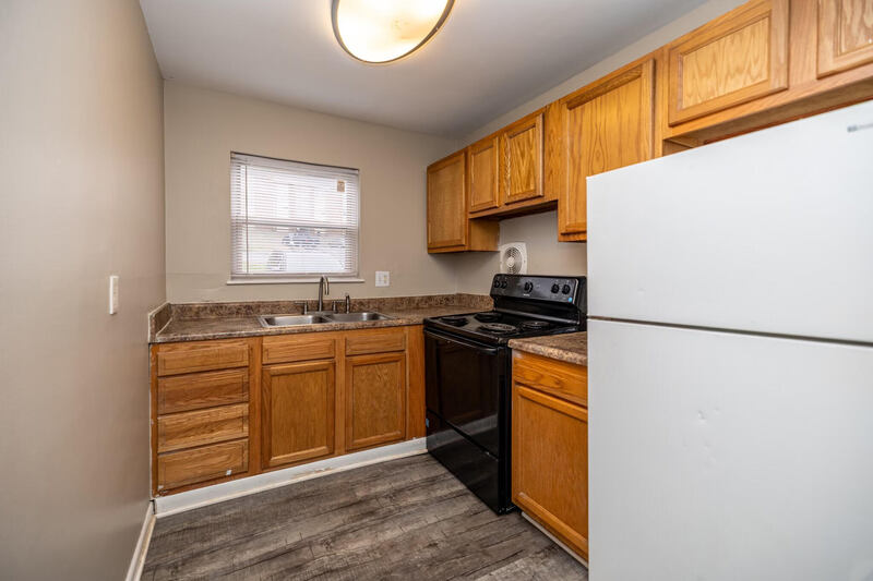 Photograph 7 of 2627 Wimpole Avenue, 81