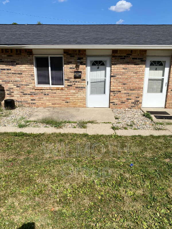 Lebanon Condo: 318 North Clark Street