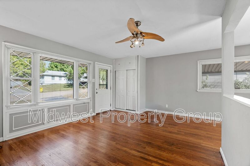 Saint Louis House: 1700 Newhall Ct