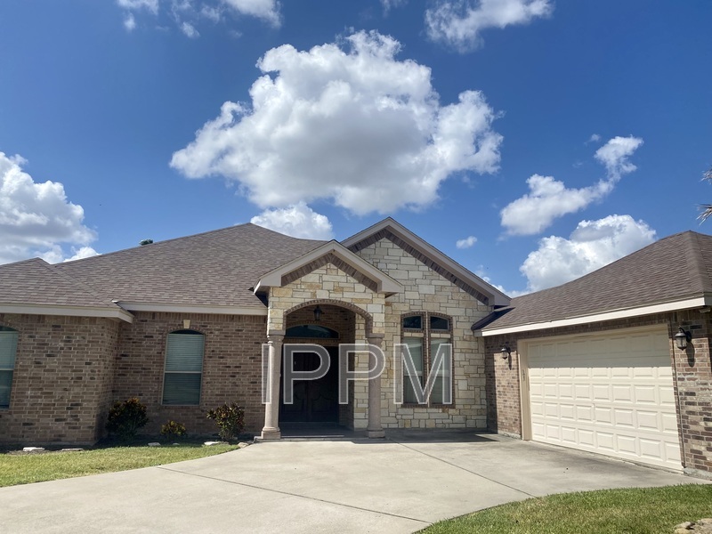 Harlingen House: 5602 Wild Laurel