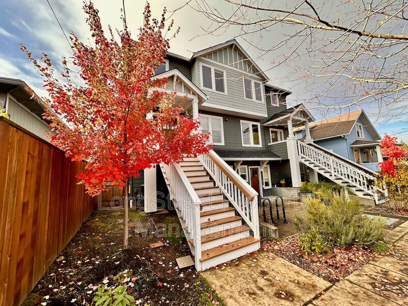 Portland House: 7651 N Westanna Ave