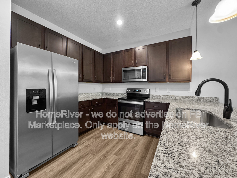 Navarre House: 1717 Sound Haven Ct