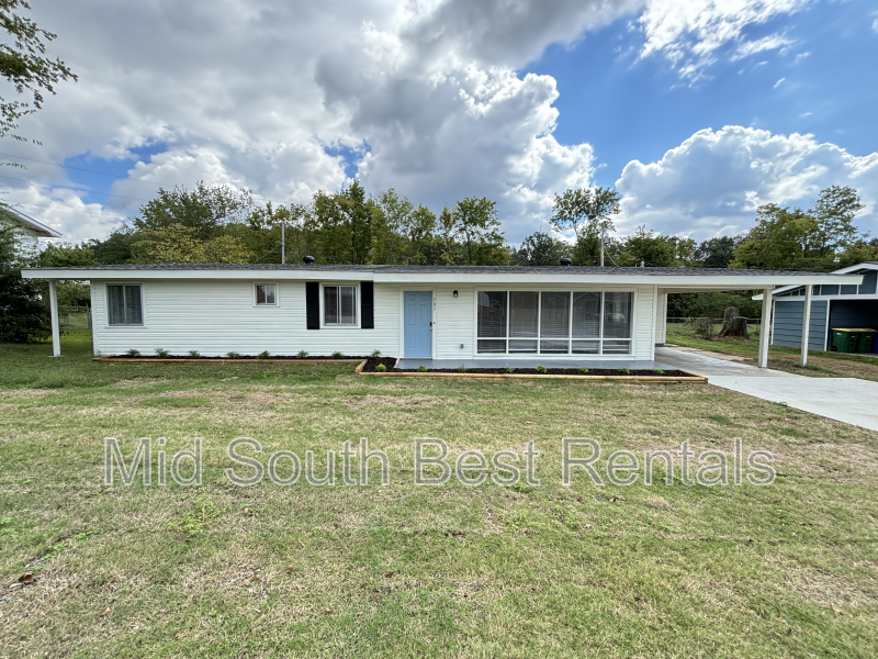 Little Rock House: 707 Shamrock Dr