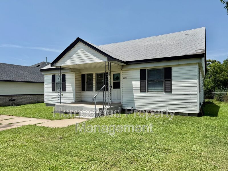 Oklahoma City House: 2141 SW 45th St.