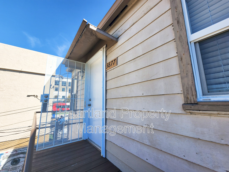 San Diego Condo: 3877 39th St.