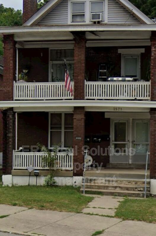 Cincinnati Condo: 3571 Vine Street