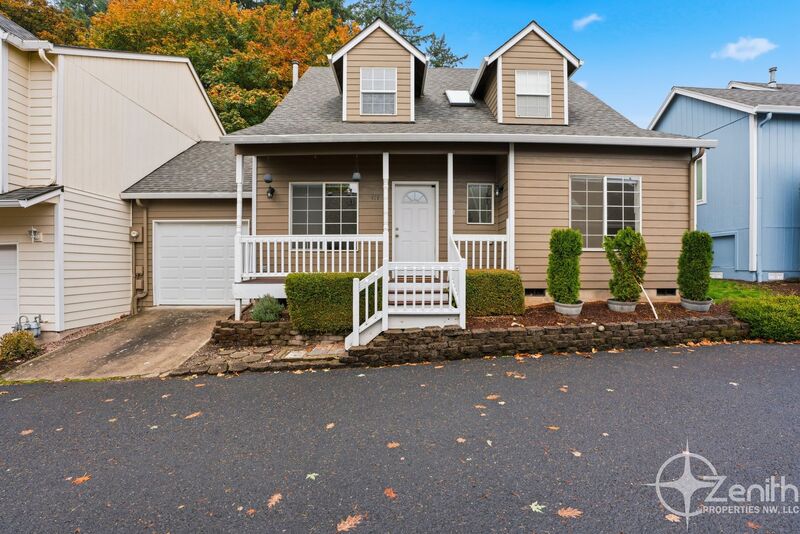 Camas House: 419 NE 7th Ave.