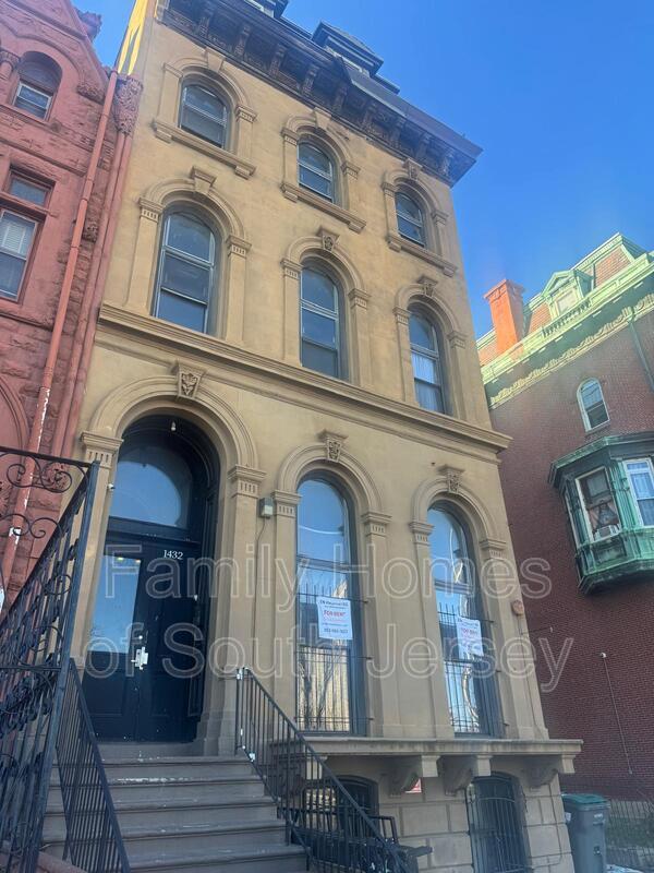 Philadelphia Condo: 1432 N Broad St