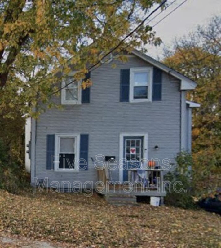 Burlington Condo: 432 Colchester Avenue