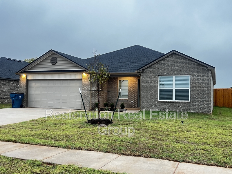 Newcastle House: 620 SW 11th Street