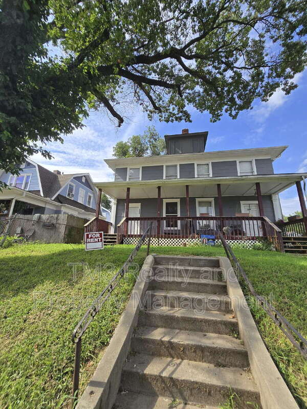 Leavenworth Condo: 302 Miami Street