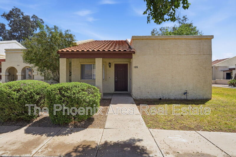Chandler Townhome: 727 S Hartford St