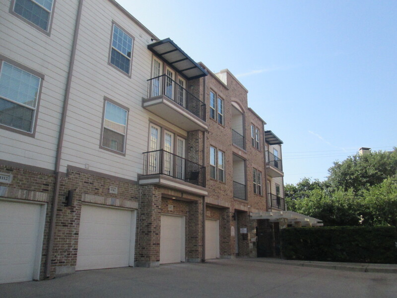 Fort Worth Condo: 950 Henderson St
