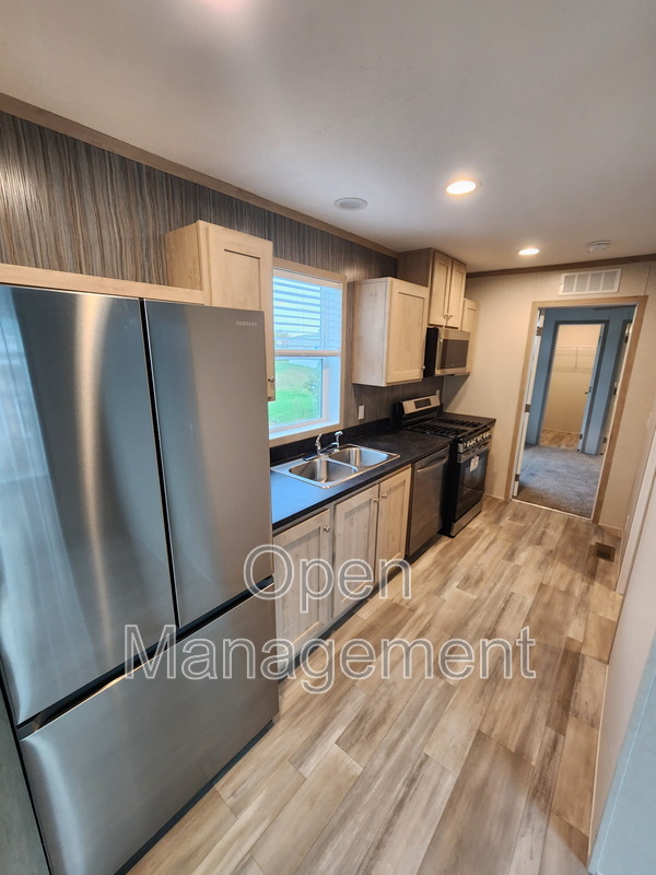 Boone House: 1901 First St