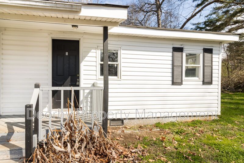 LaFayette Condo: 207 Napier St