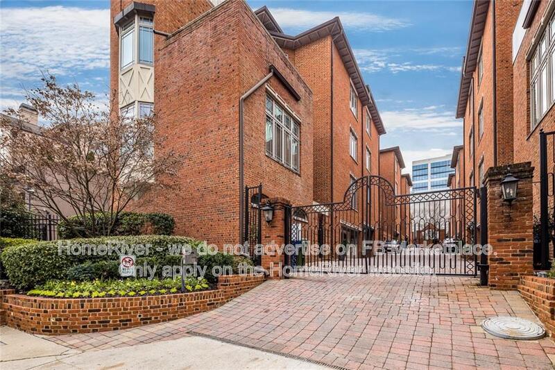 Atlanta House: 4 Pritchard Way NE
