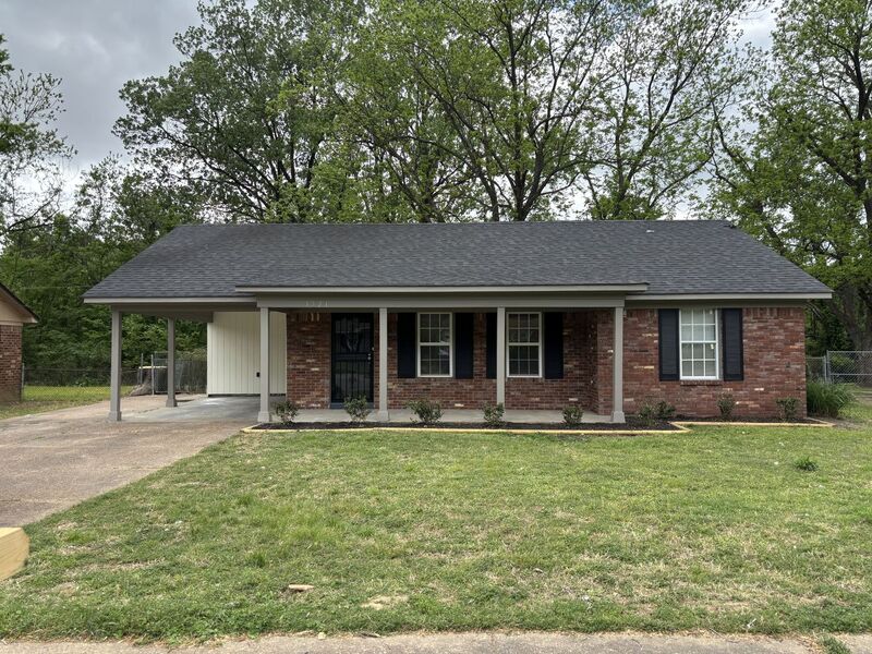 Memphis House: 3521 Steele St