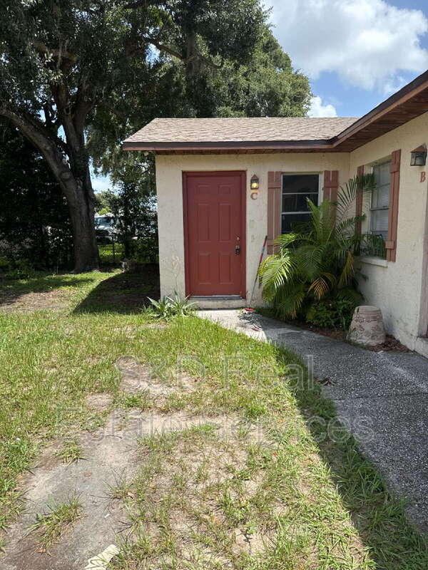 Auburndale Condo: 3009 Allred Drive