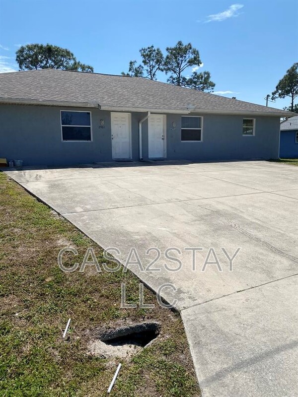 Lehigh Acres Condo: 2903 Owen Avenue South