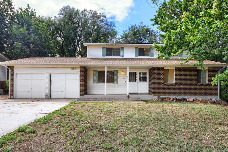 Colorado Springs House: 53 McBurney Boulevard