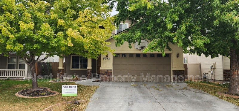 Boise House: 5732 South Kimmer Cove Way