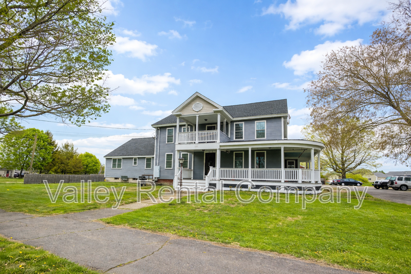 Hadley Condo: 132 Middle Street - 2