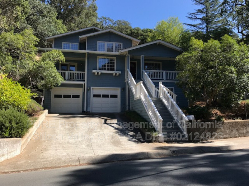 Los Gatos House: 153 College Ave