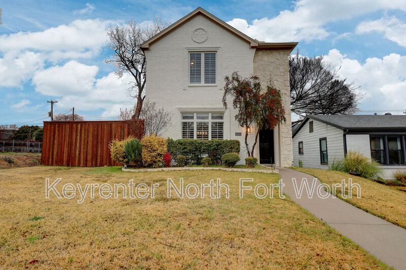 Fort Worth House: 5606 Pershing Avenue