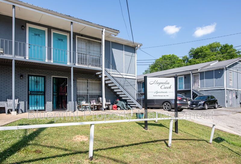 Birmingham Condo: 1954 18th Place North