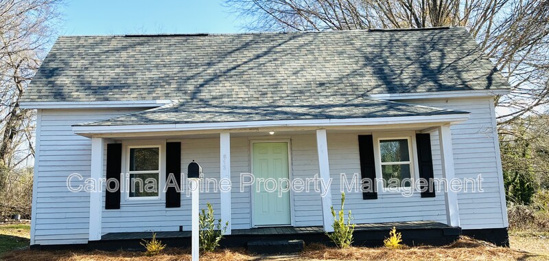 Shelby House: 613 Legrand St