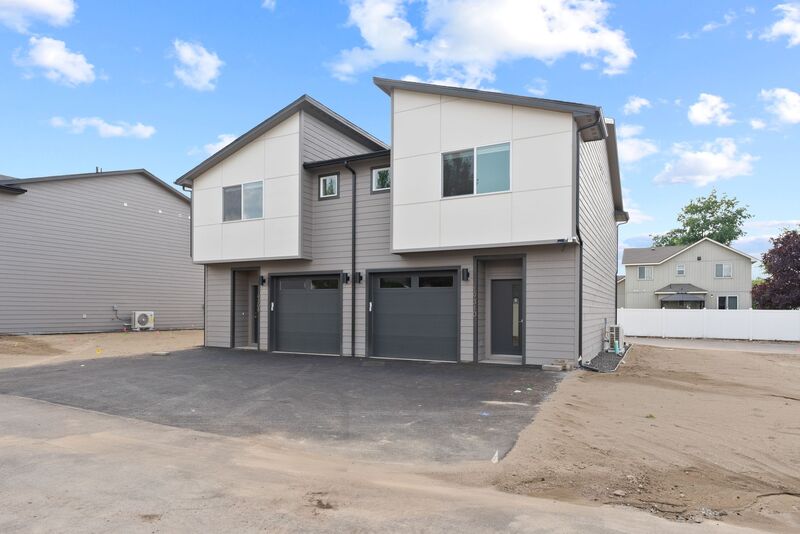 Spokane Valley Condo: 19310 East Sprague Avenue - 1