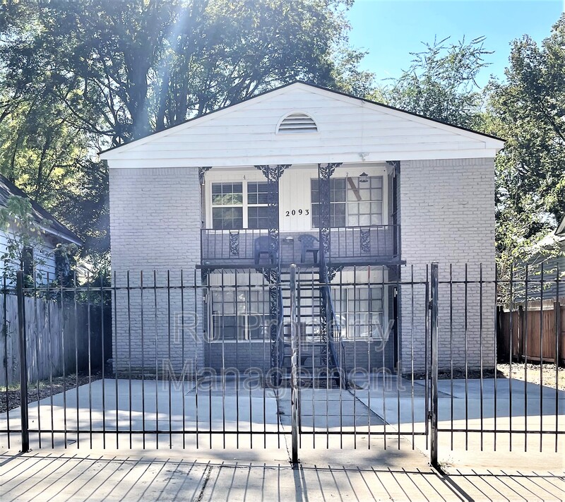Memphis Condo: 2093 Jefferson Ave
