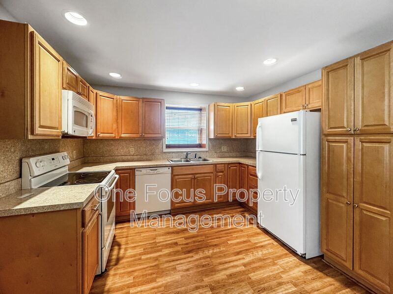 South Williamsport Condo: 1585 W Southern Ave