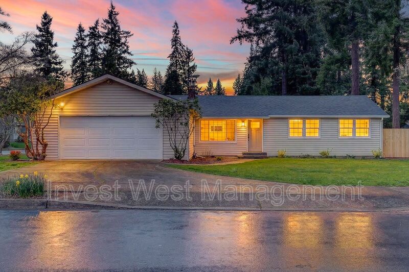 Vancouver House: 8808 NE 33 Street