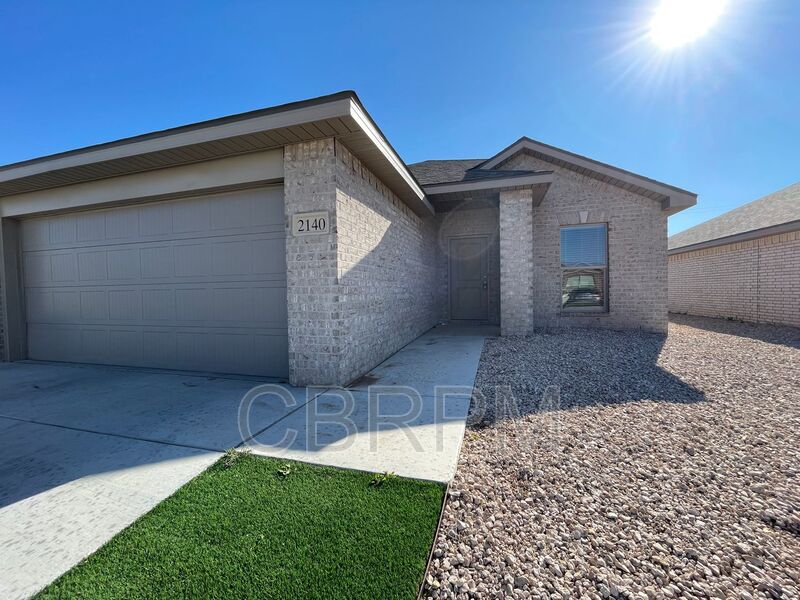 Lubbock House: 2140 N. Texas Avenue
