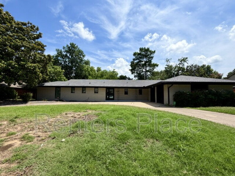 Tulsa House: 2616 East 58th Street