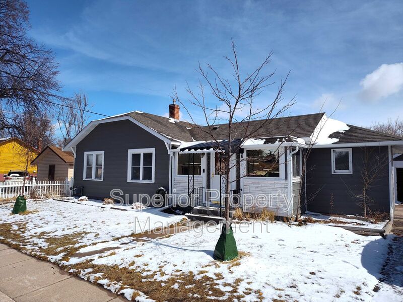 Cheyenne House: 611 Seymour Ave