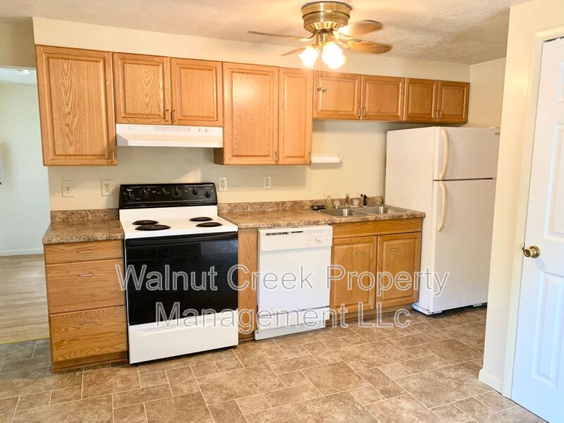 Oberlin Condo: 215 W Lorain St