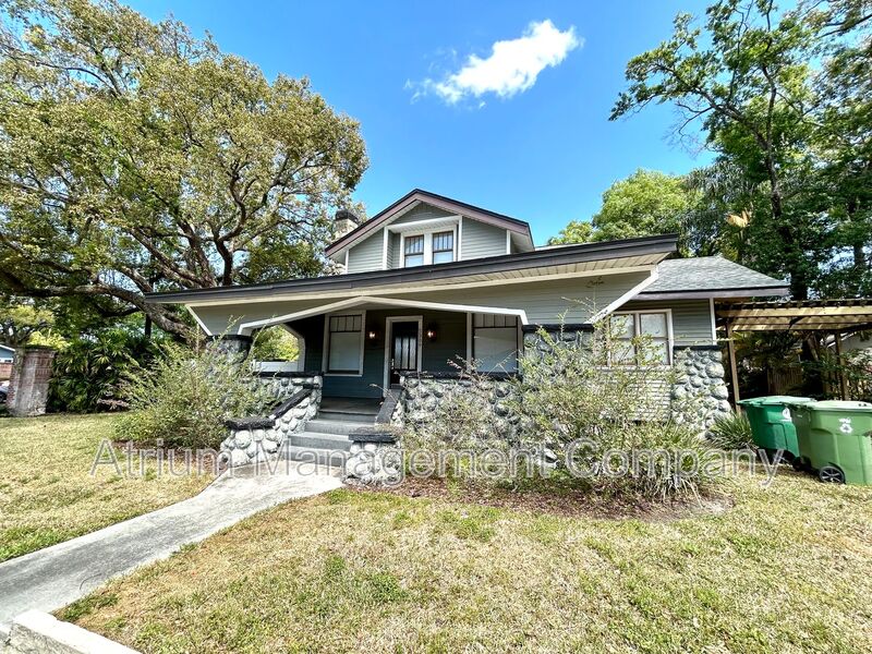 Tampa House: 5309 Seminole Ave