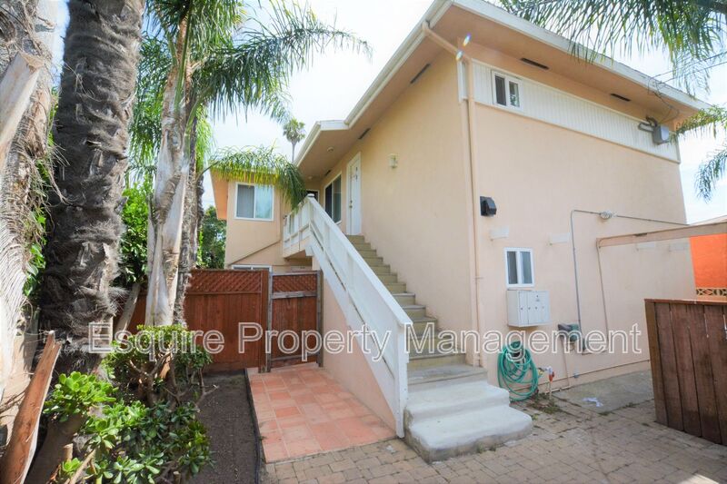 PORT HUENEME Condo: 154 E. C ST