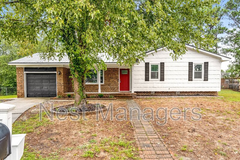 Fayetteville House: 336 Cadmium Court