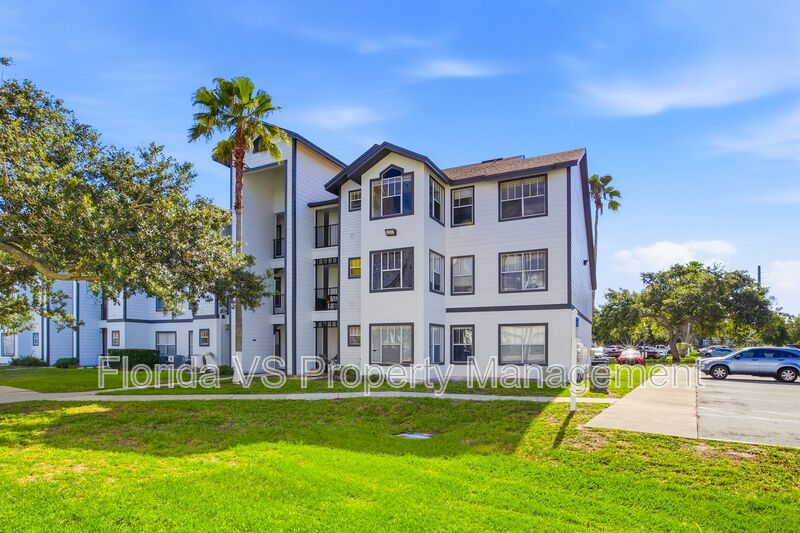 Kissimmee Condo: 2207 Antigua PL