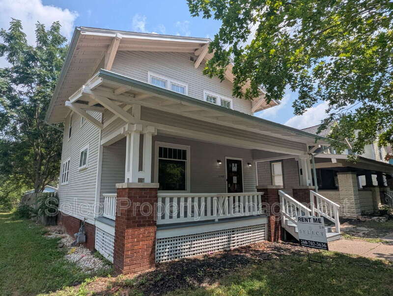 Fort Wayne House: 1148 W Packard Ave
